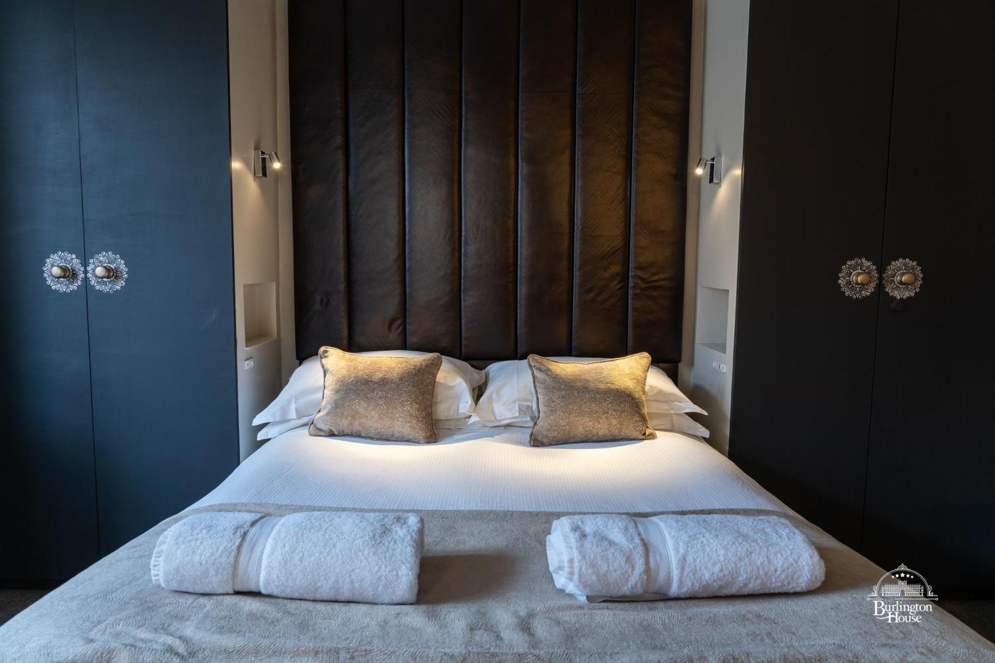 Burlington House Boutique Bed & Breakfast Oxford Ruang foto A bedroom at the hotel