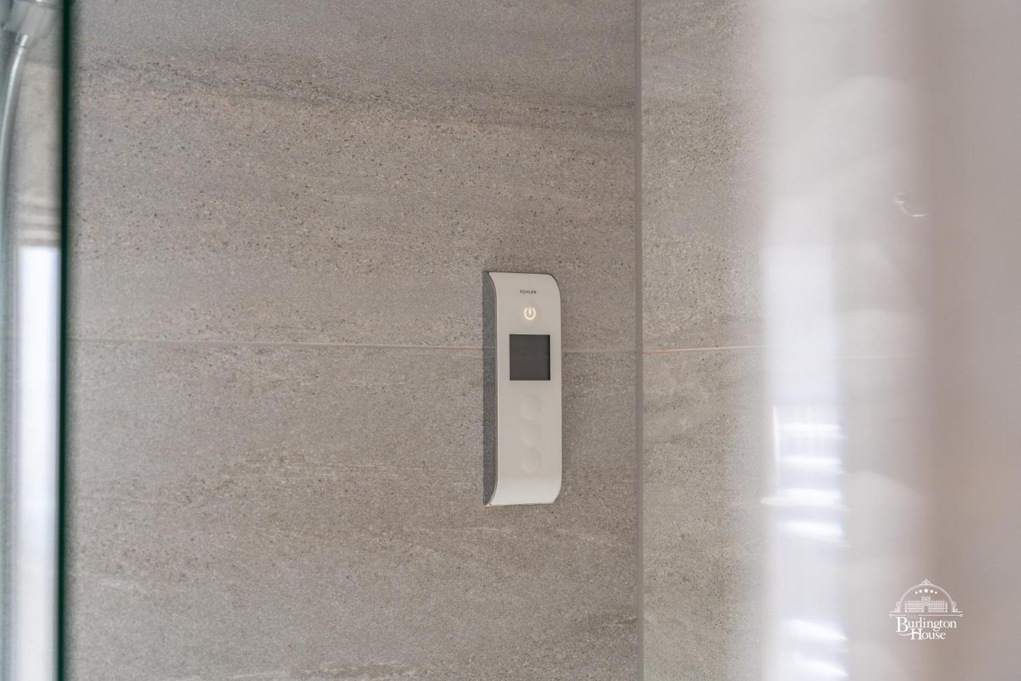Burlington House Boutique Bed & Breakfast Oxford Ruang foto A fingerprint sensor