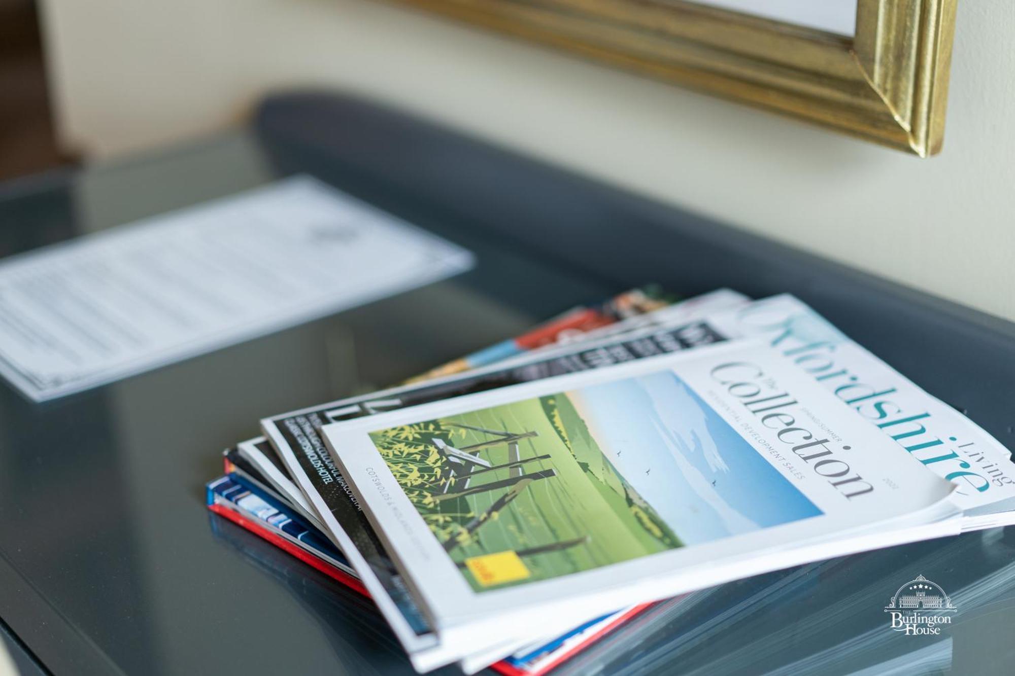 Burlington House Boutique Bed & Breakfast Oxford Ruang foto Publications